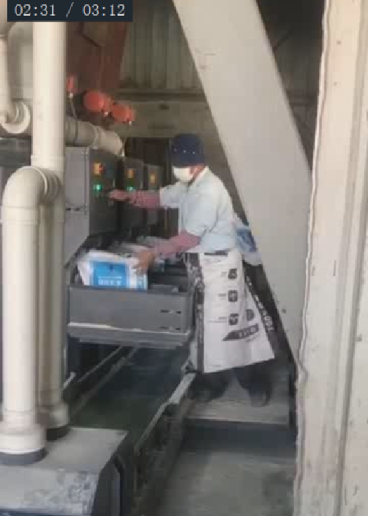 1563590224847055.png 液體灌裝機(jī),稱重灌裝機(jī),定量灌裝機(jī)