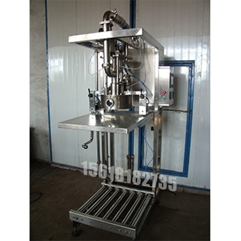 液體灌裝機(jī),稱重灌裝機(jī),定量灌裝機(jī) 液體灌裝機(jī),稱重灌裝機(jī),定量灌裝機(jī)