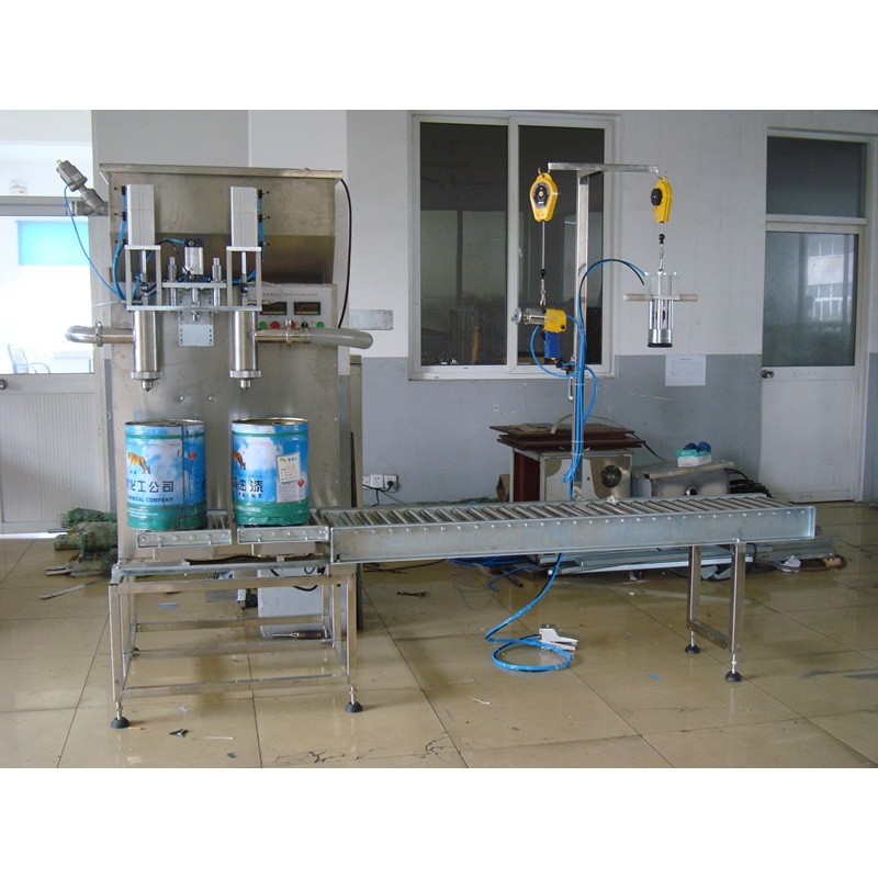 18L苯丙乳液灌裝機(jī) 雙頭全自動活塞式液體灌裝機(jī) 液體灌裝機(jī)生產(chǎn)線
